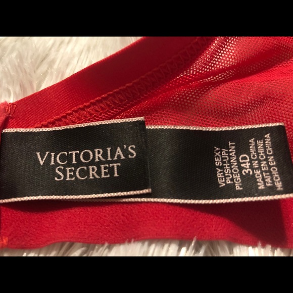 VS Very Sexy Red and Nude Push Up Bra - Picture 4 of 4